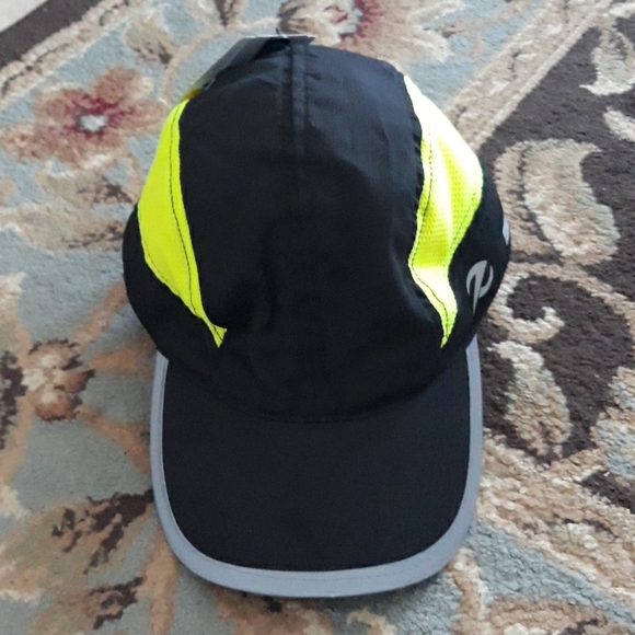 Energy Zone Accessories - *Host Pick*Energy Zone BuiltCool ladies hat